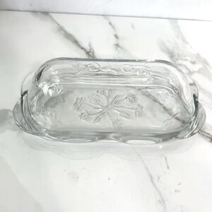 Anchor Hocking Vintage Savannah Clear Quarter Pound Covered Butter Dish